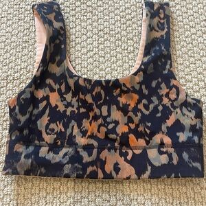 Fabletics size small reversible sports bra style crop top